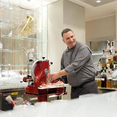 Hotel Repubblica 55 Biella Eksteriør billede